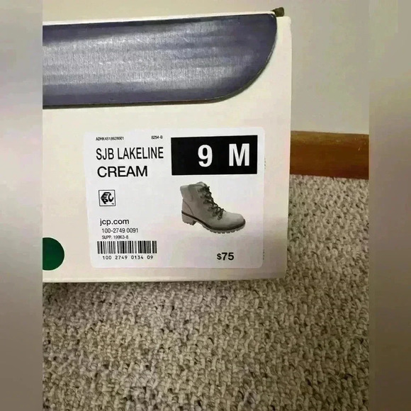 St. John's Bay Landson Boots 9 Womens Off White Faux Leather Lace Up Comfort - Picture 12 of 12